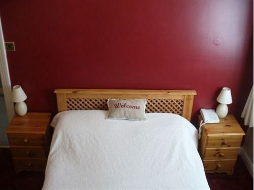 Whitworth Falls Hotel Саутпорт Екстериор снимка