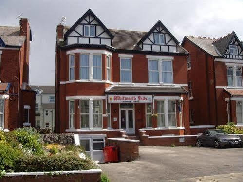 Whitworth Falls Hotel Саутпорт Екстериор снимка